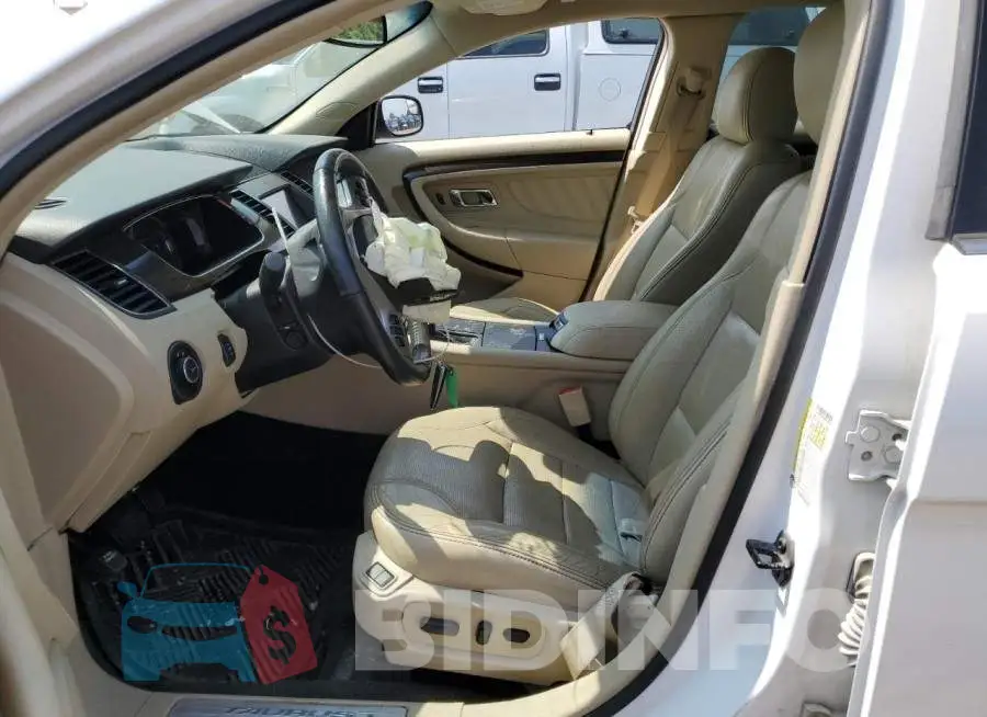 1FAHP2F8XGG104543 Photo# 7