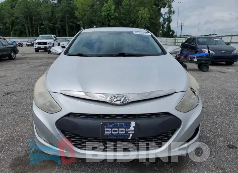 KMHEC4A46EA117472 Photo# 5