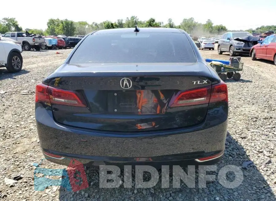 19UUB2F55HA005065 Photo# 6