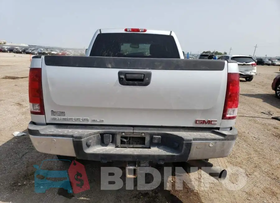 1GT120C8XEF169883 Photo# 6