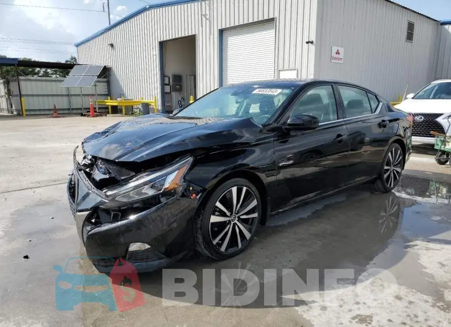 1N4BL4CV6MN378837 Photo# 1