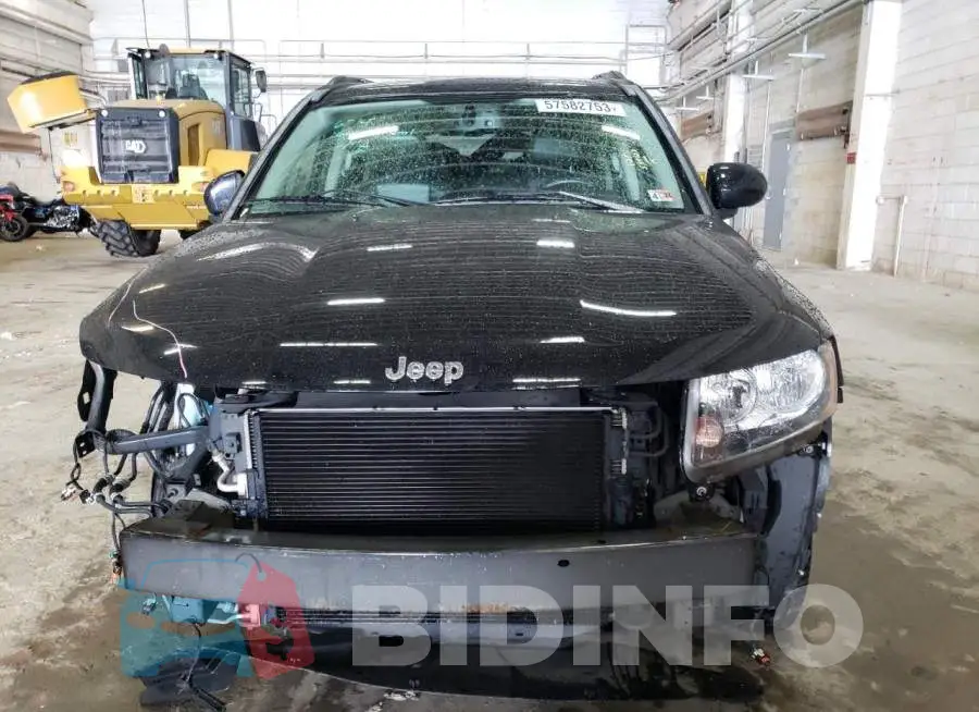 1C4NJDEB7GD545264 Photo# 5