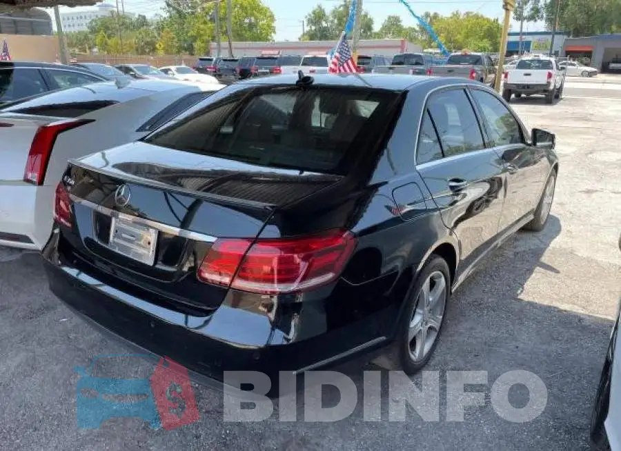 WDDHF5KB1FB088184 Photo# 4