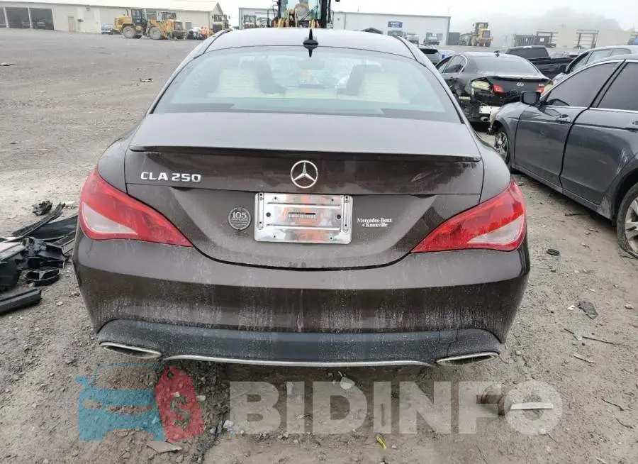 WDDSJ4EB1JN586287 Photo# 6