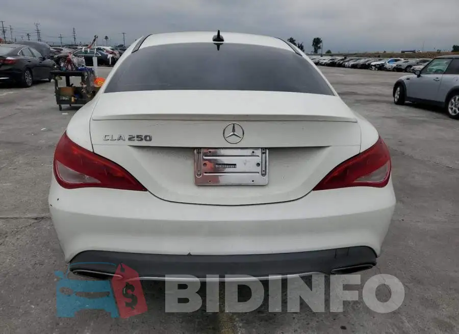 WDDSJ4EB6JN615797 Photo# 6