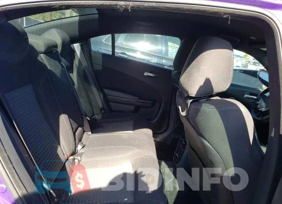 2C3CDXJG6KH743397 Photo# 10