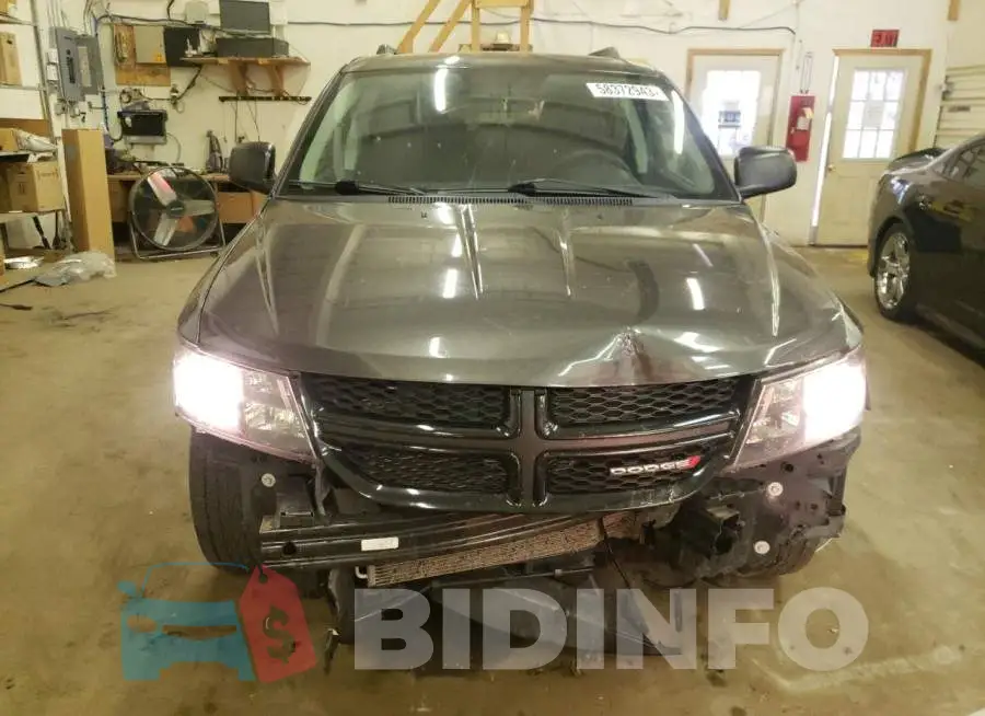 3C4PDCAB7HT684130 Photo# 5