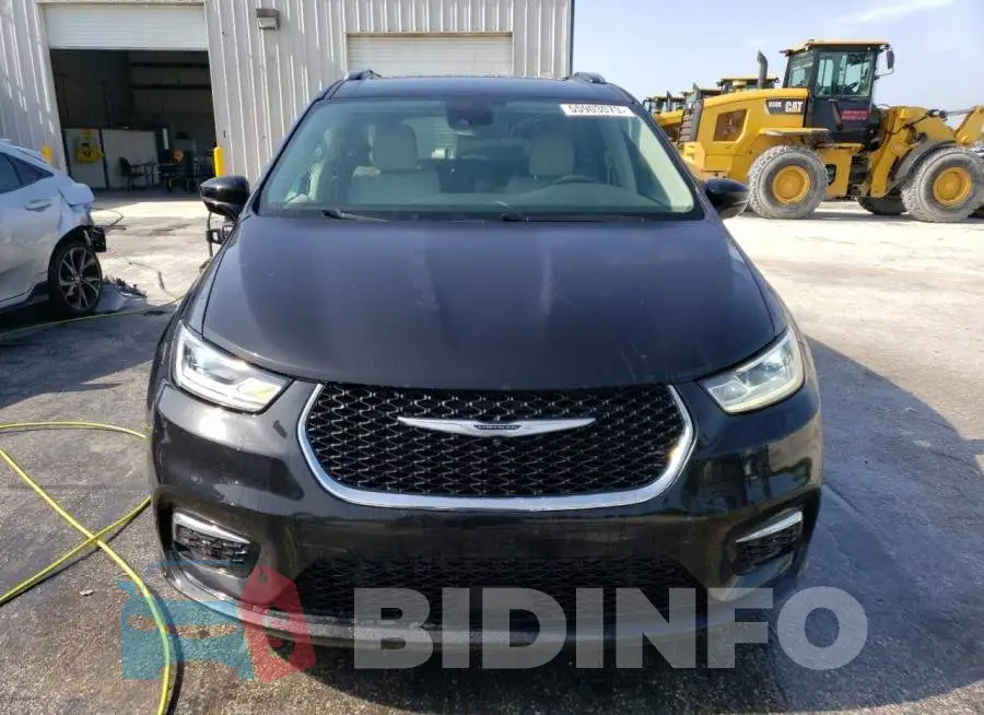 2C4RC1BG8MR593553 Photo# 5