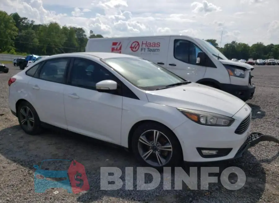 1FADP3FE9GL219264 Photo# 4