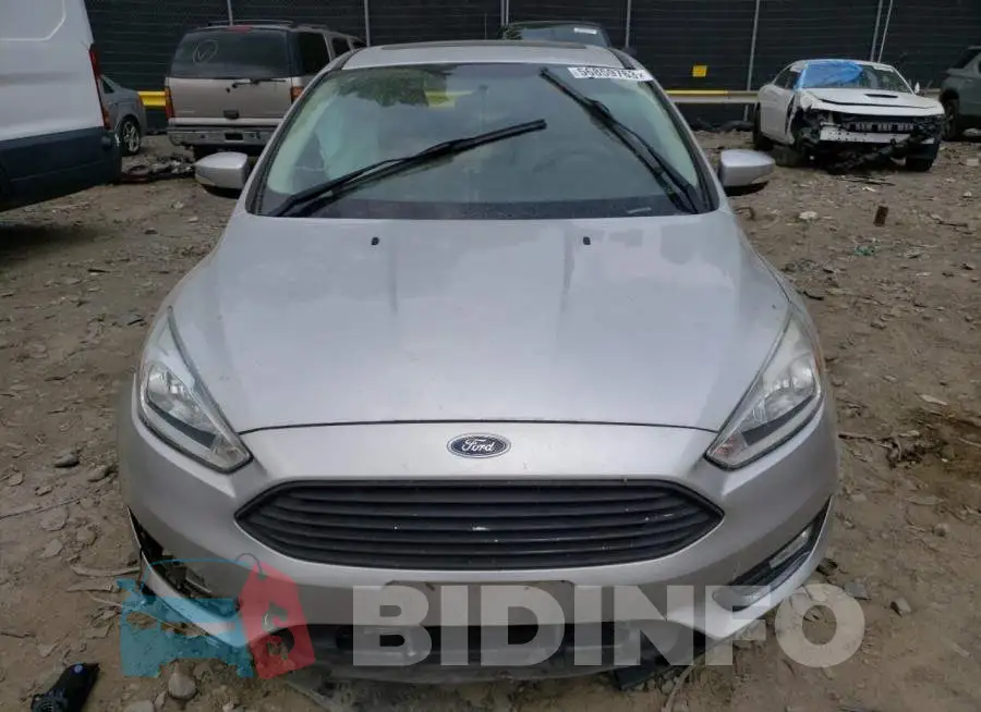 1FADP3N26FL215744 Photo# 5