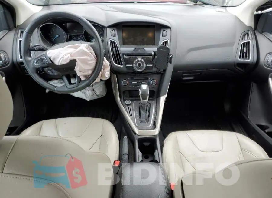 1FADP3N26FL215744 Photo# 8