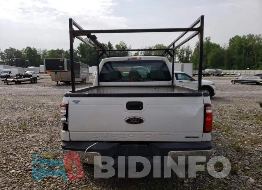 1FT7W2B66GEB37905 Photo# 6