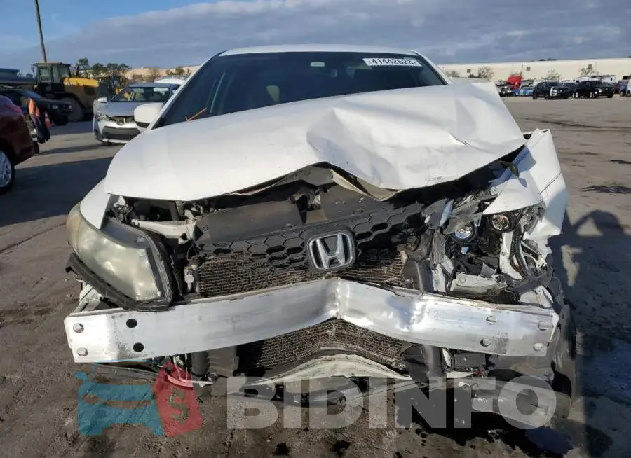 19XFB2F54EE082493 Photo# 5