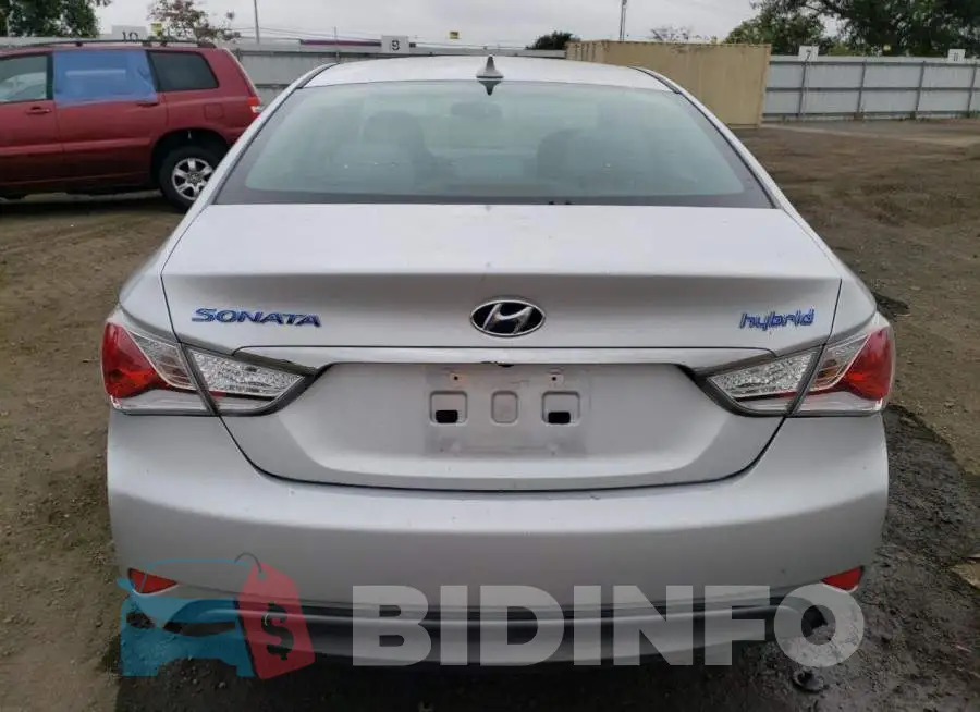KMHEC4A41FA137887 Photo# 6