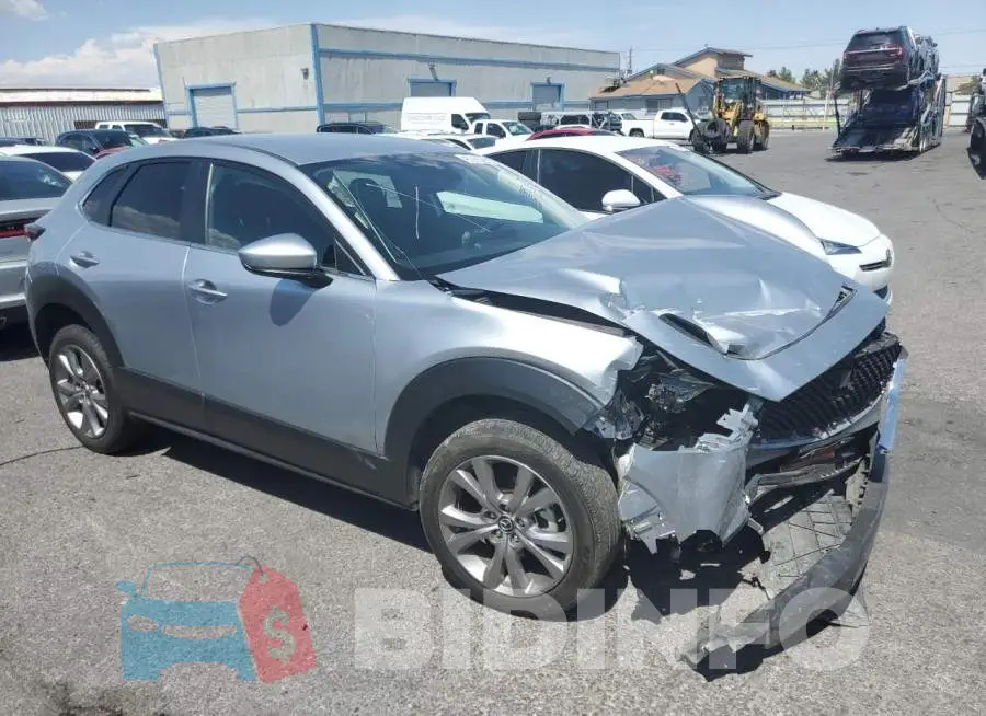 3MVDMBBL2MM229015 Photo# 4