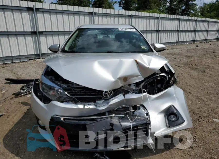 2T1BURHE2FC402831 Photo# 5