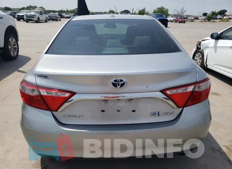 4T1BD1FK1FU172997 Photo# 6