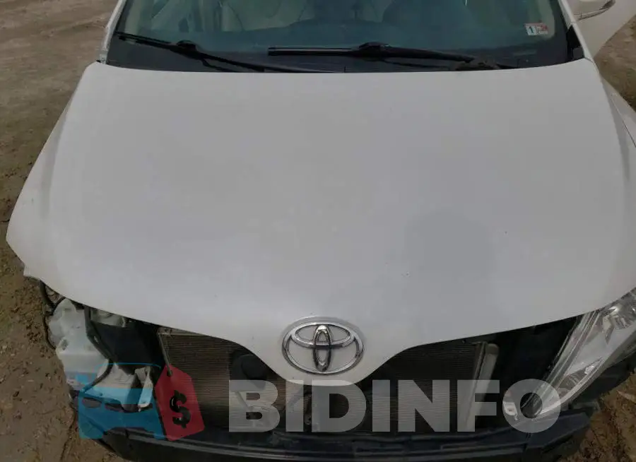 4T3ZA3BB4EU085173 Photo# 12