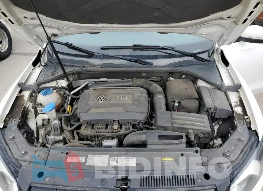1VWAT7A39FC015047 Photo# 11