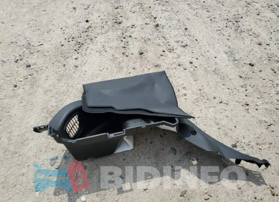 JN8AF5MR8GT602019 Photo# 12