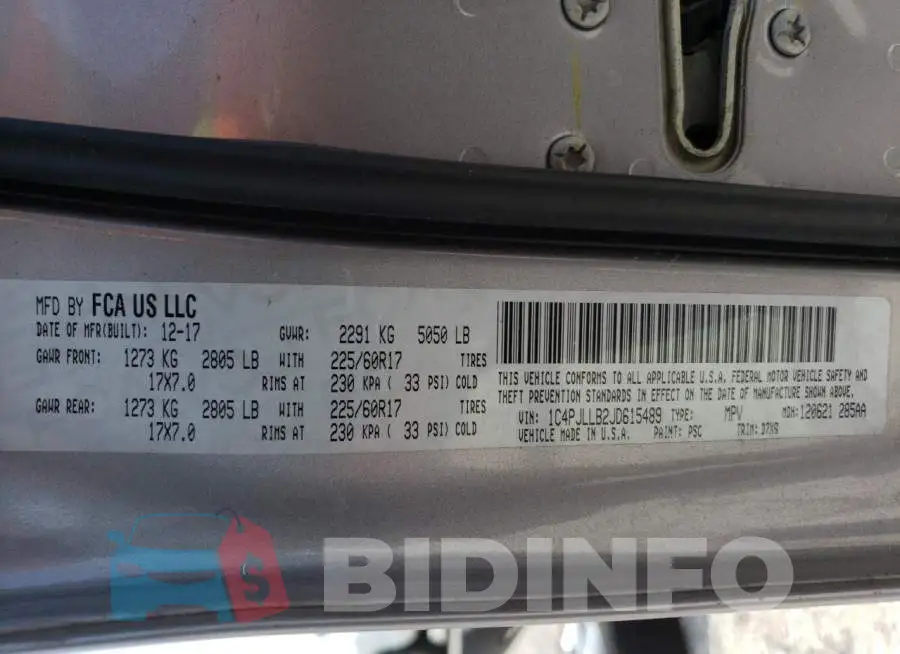 1C4PJLLB2JD615489 Photo# 13