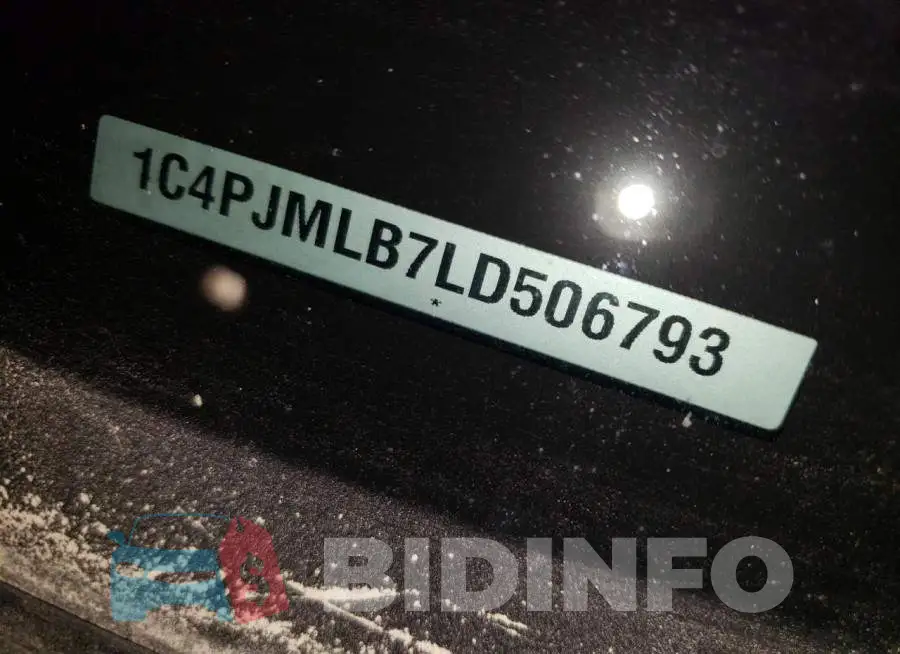 1C4PJMLB7LD506793 Photo# 12