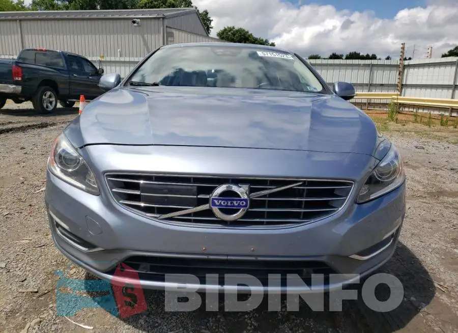 LYV402HM8HB134614 Photo# 5