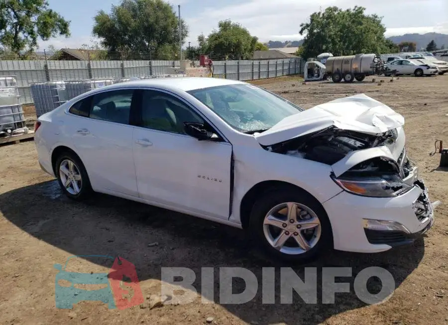 1G1ZD5ST2NF194639 Photo# 4