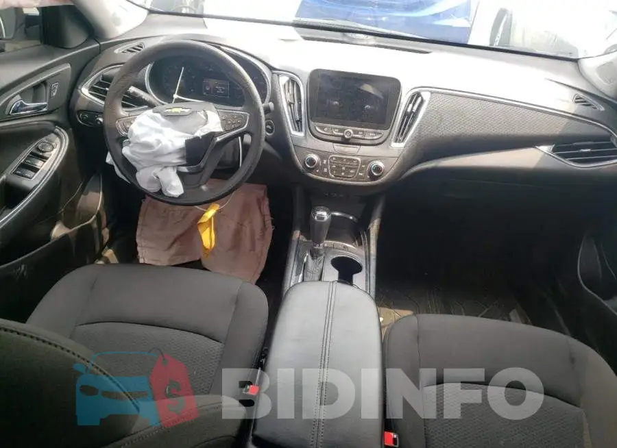 1G1ZD5ST4KF111482 Photo# 8