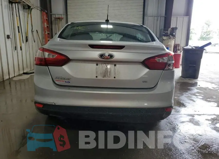 1FADP3F21EL370425 Photo# 6
