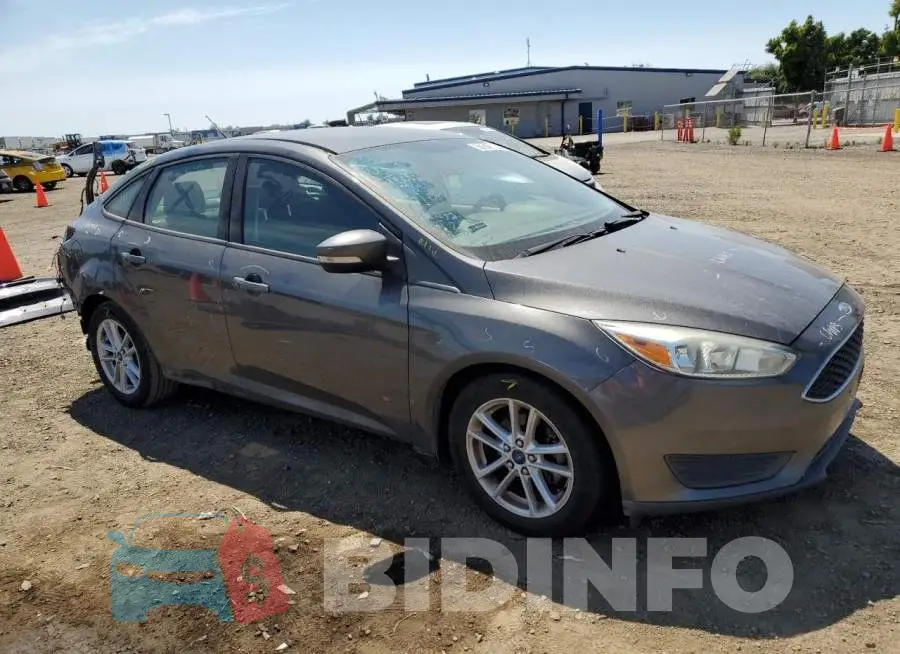1FADP3F27FL275448 Photo# 4