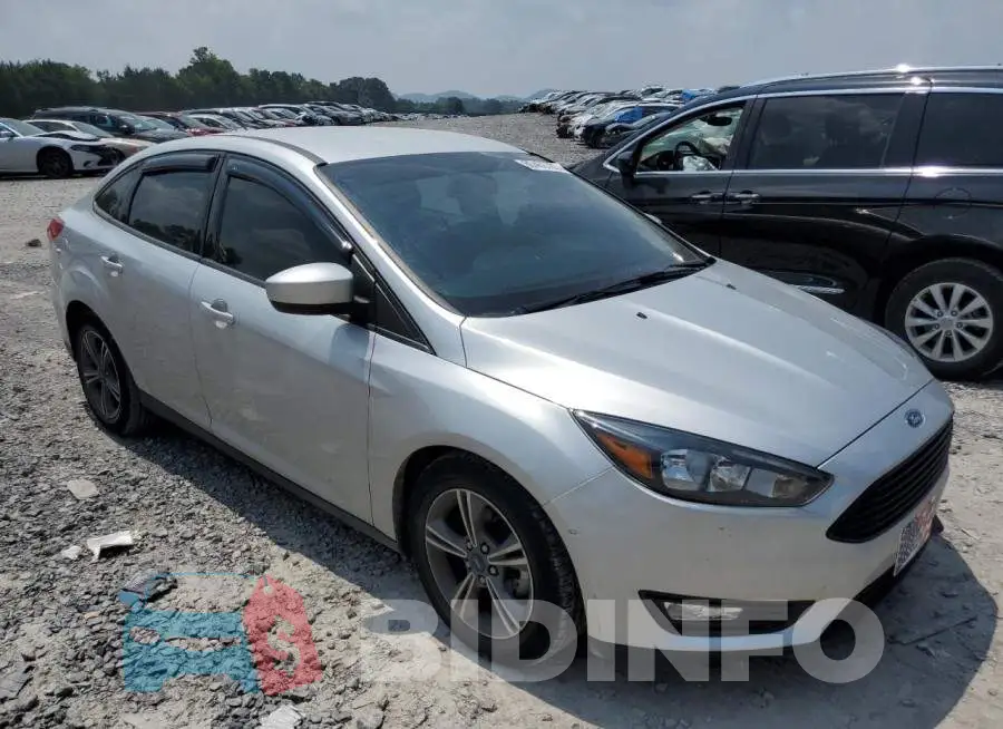 1FADP3FE8JL307908 Photo# 4
