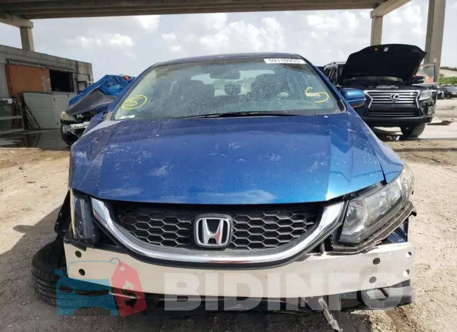 19XFB2F52FE024187 Photo# 5