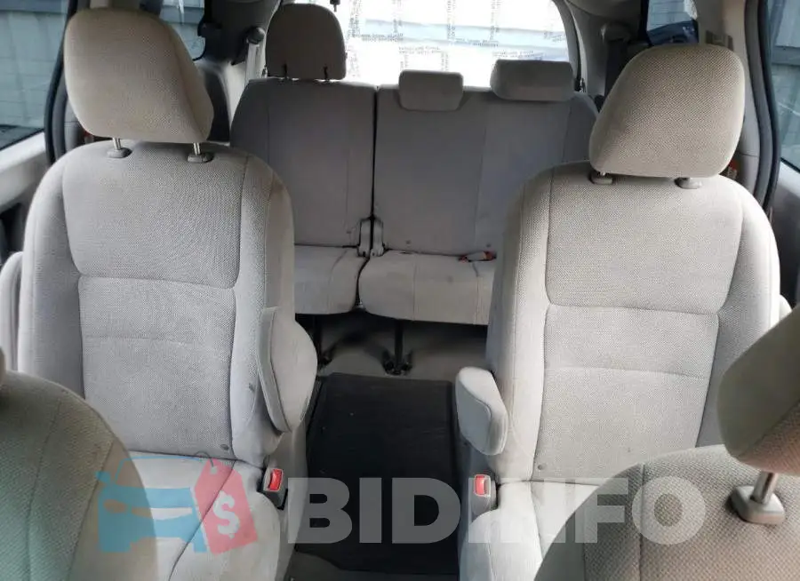 5TDZZ3DC6HS892749 Photo# 10