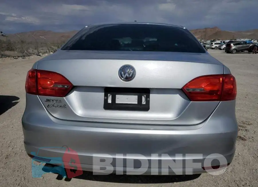 3VW2K7AJ5EM313419 Photo# 6