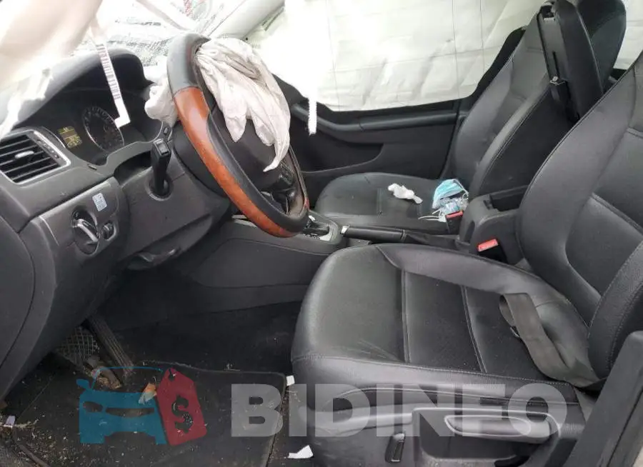 3VWLL7AJ5EM201530 Photo# 7