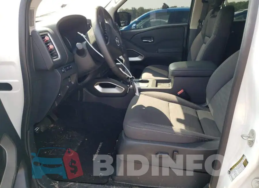 1N6ED1EK2PN602869 Photo# 7