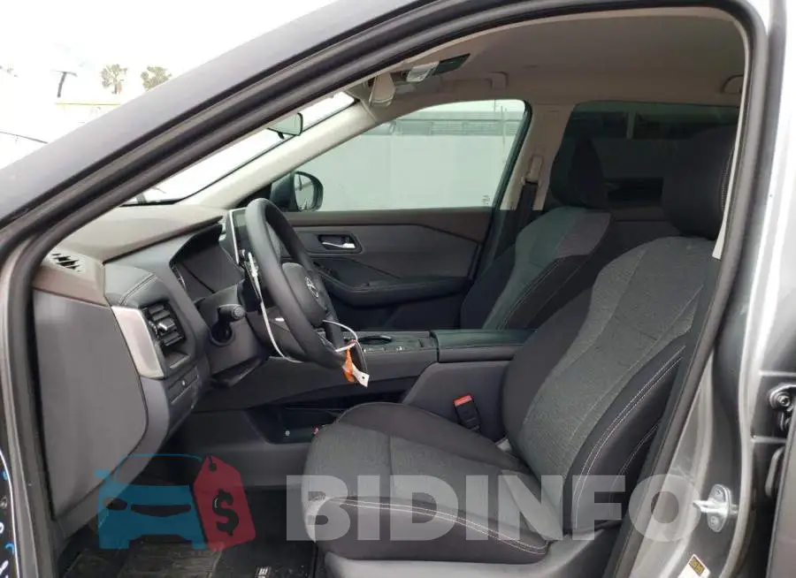 5N1BT3BA5PC692932 Photo# 7