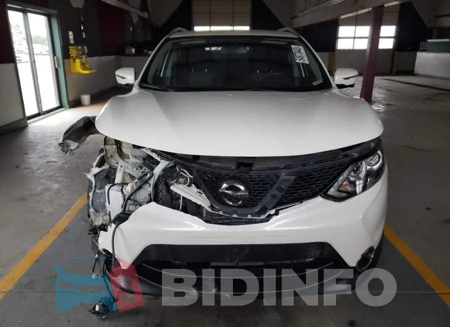 JN1BJ1CR3HW127181 Photo# 5