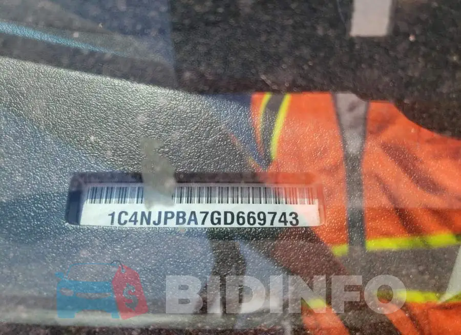 1C4NJPBA7GD669743 Photo# 14
