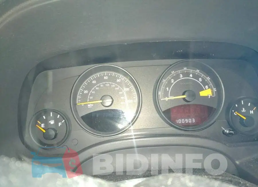 1C4NJRBB6ED753702 Photo# 9
