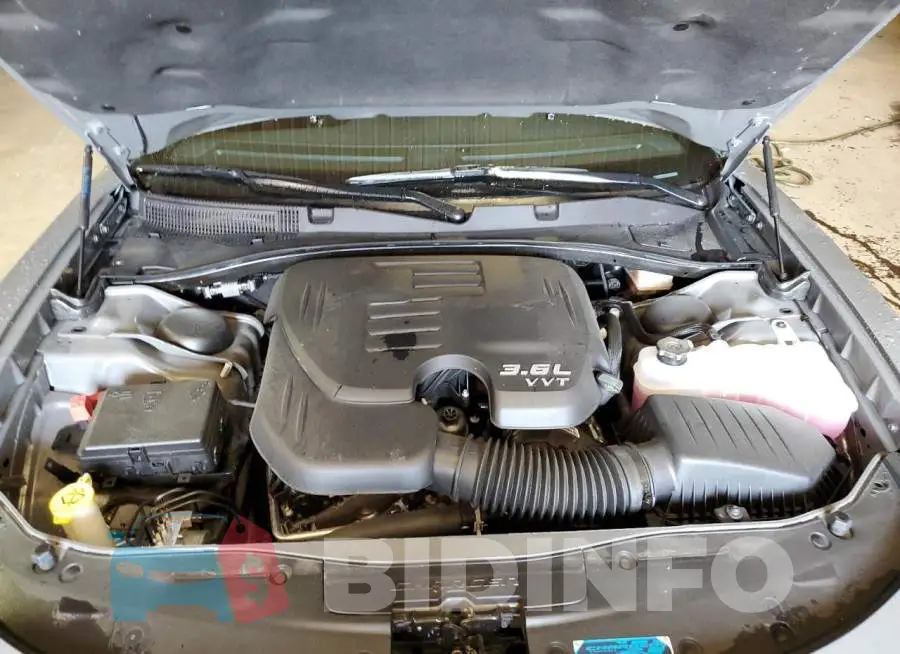 2C3CDXHG8PH591944 Photo# 11