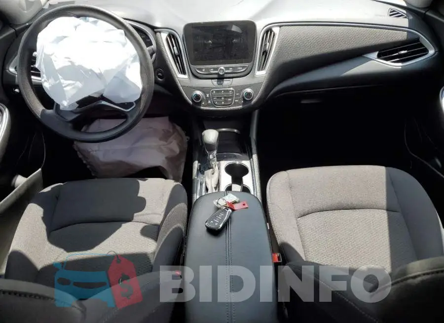1G1ZD5ST6NF150871 Photo# 8
