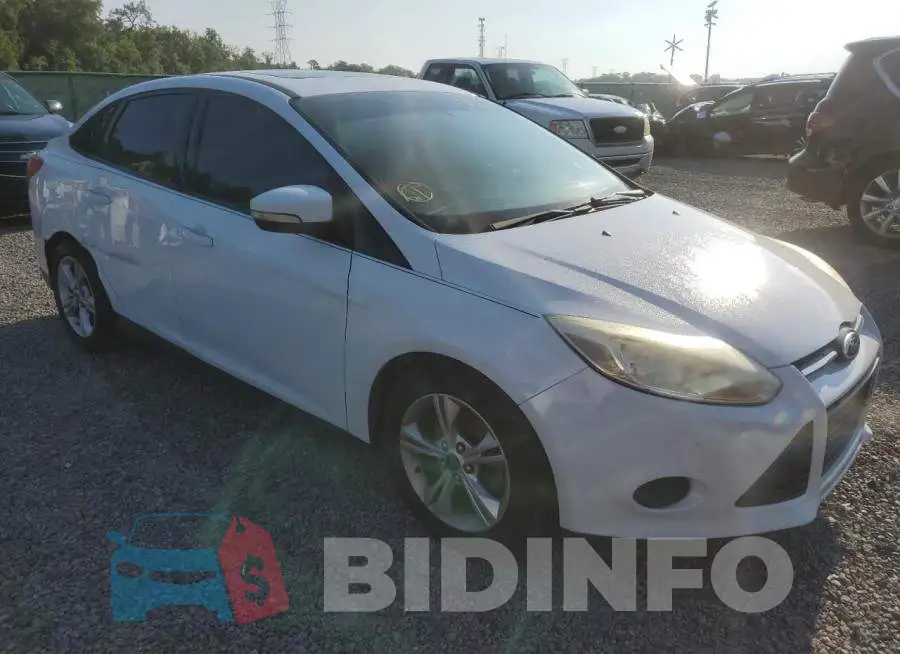 1FADP3F27EL447881 Photo# 4