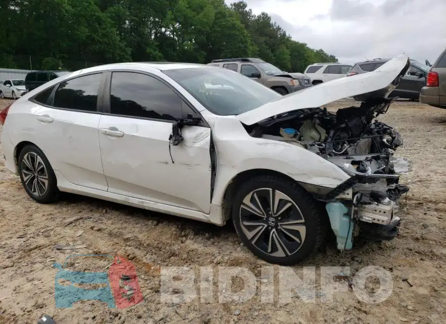 19XFC1F30HE202333 Photo# 4