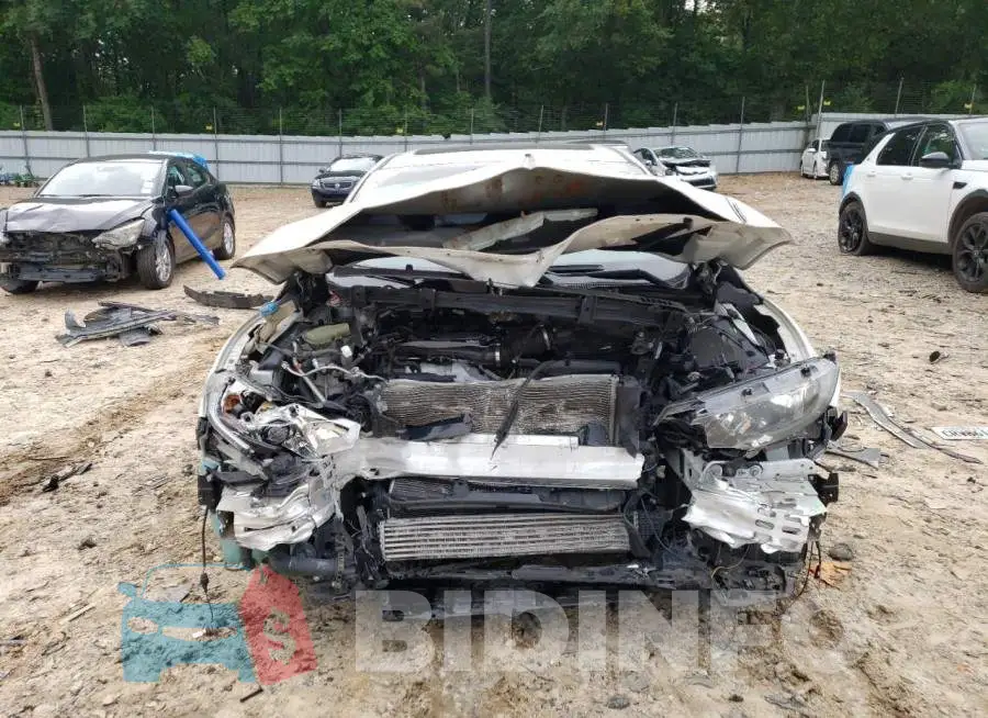 19XFC1F30HE202333 Photo# 5