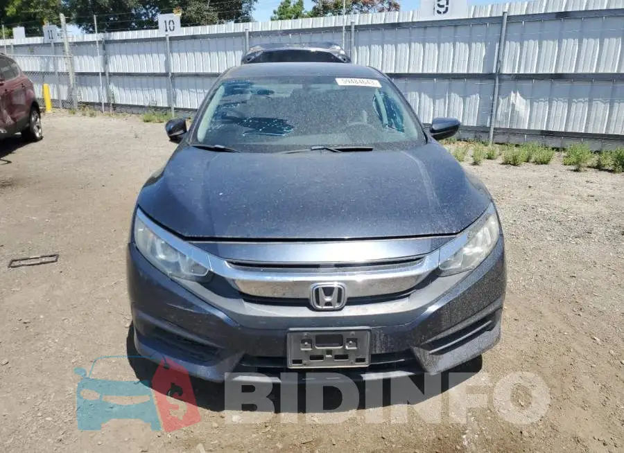19XFC2F52GE207734 Photo# 5