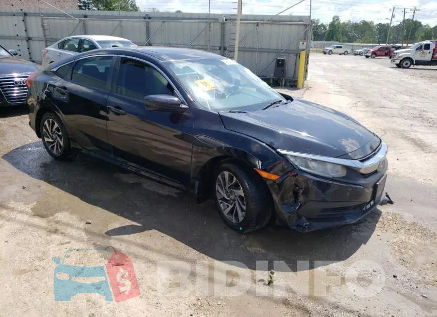 19XFC2F77HE007564 Photo# 4