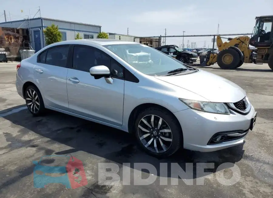 2HGFB2F95FH501073 Photo# 4