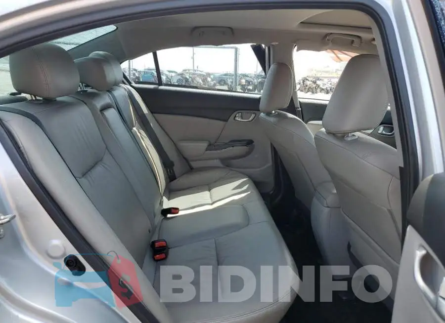 2HGFB2F95FH501073 Photo# 10